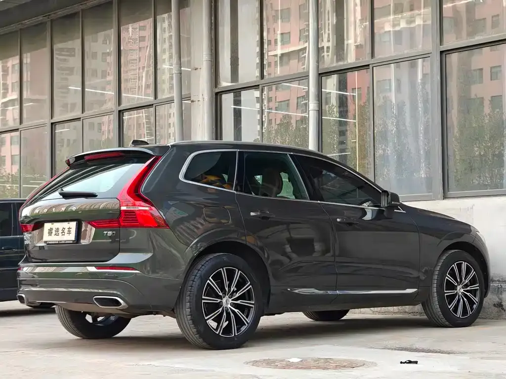 Volvo XC60 2021 из CN, фото 2