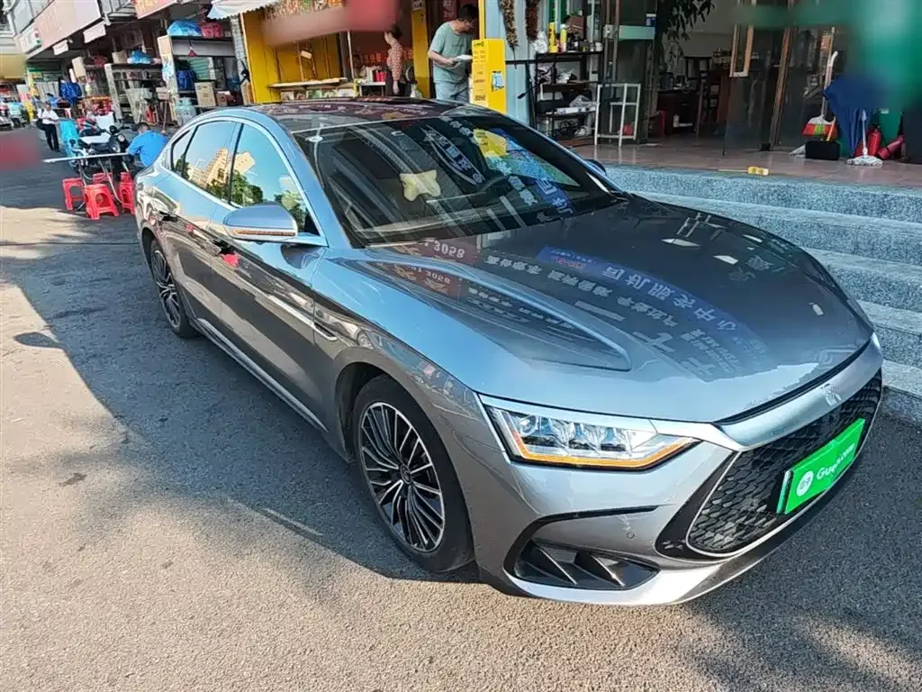 BYD Han — фото 10