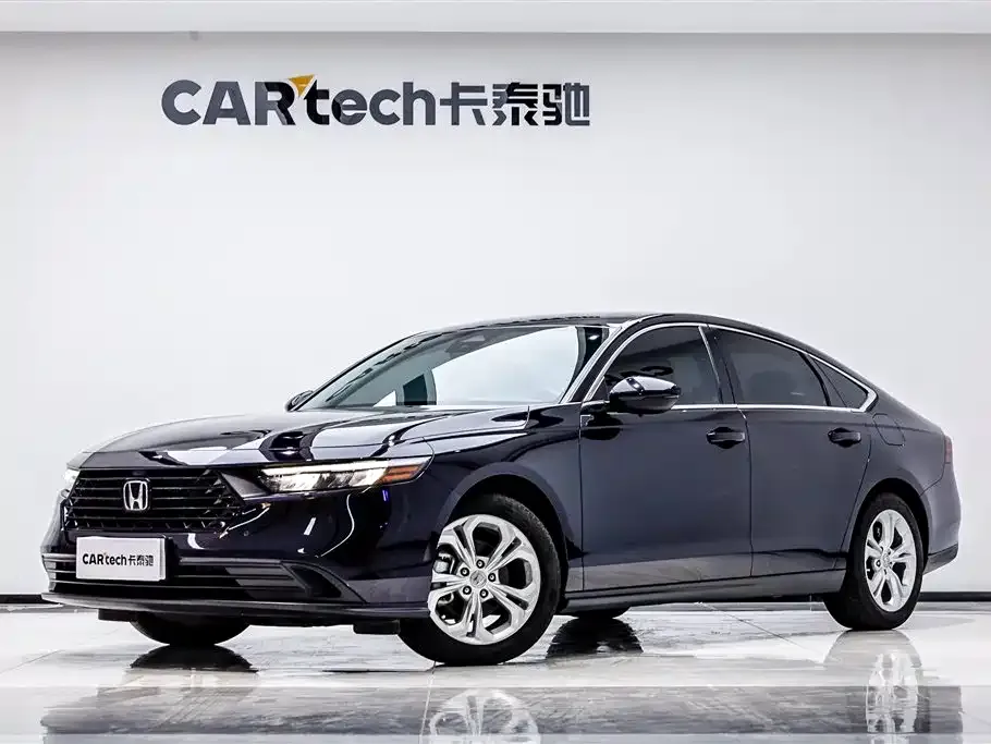Honda Accord — фото 1