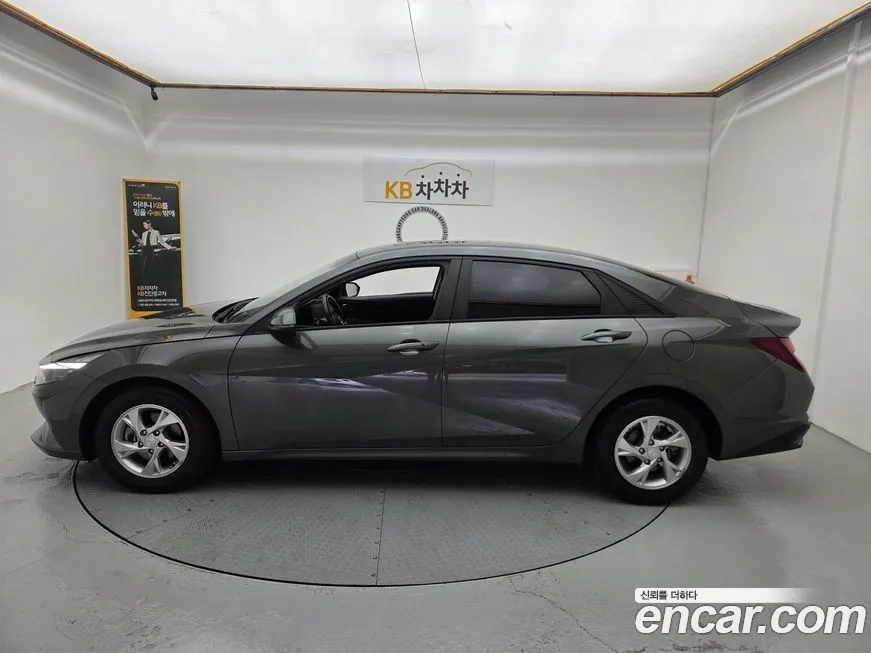 Hyundai AVANTE 2021 из KR, фото 3