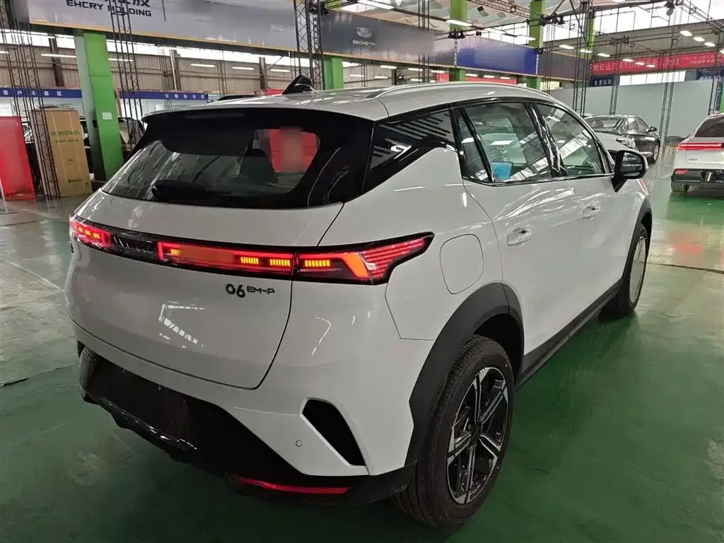 Lynk & Co 06 EM-P 2026 из CN, фото 9
