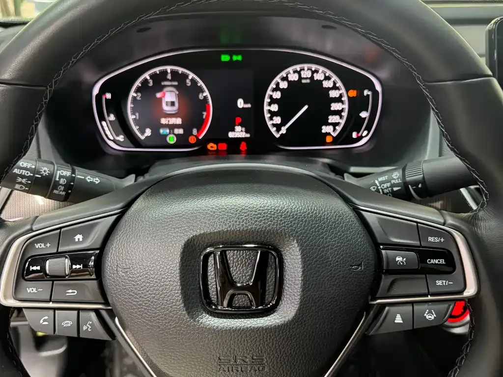 Honda Accord — фото 6