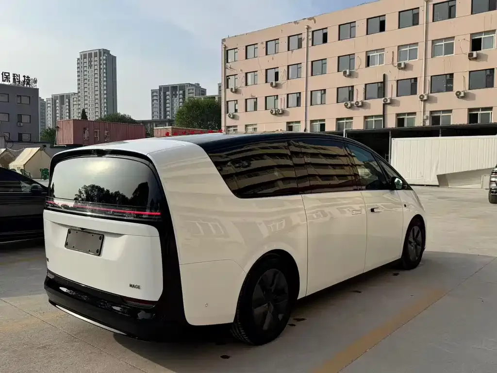 Li Auto MEGA 2025 из CN, фото 2