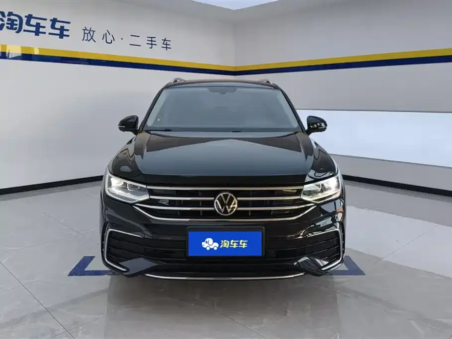 Volkswagen Tiguan L — фото 2