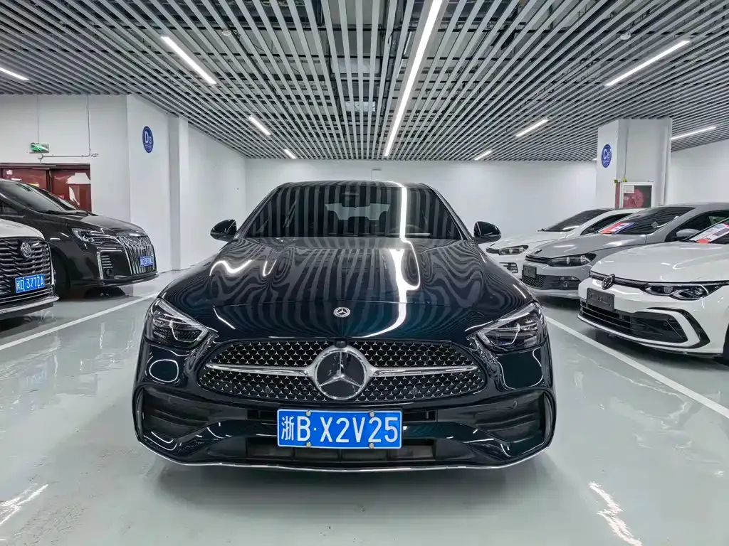 Mercedes-Benz C-Class — фото 10