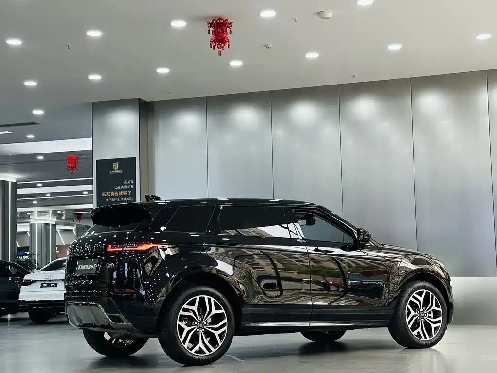 Land Rover Evoque — фото 9