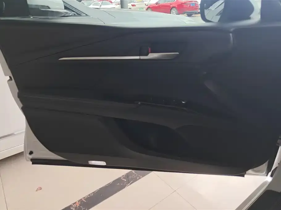 Toyota Camry 2024 из CN, фото 3