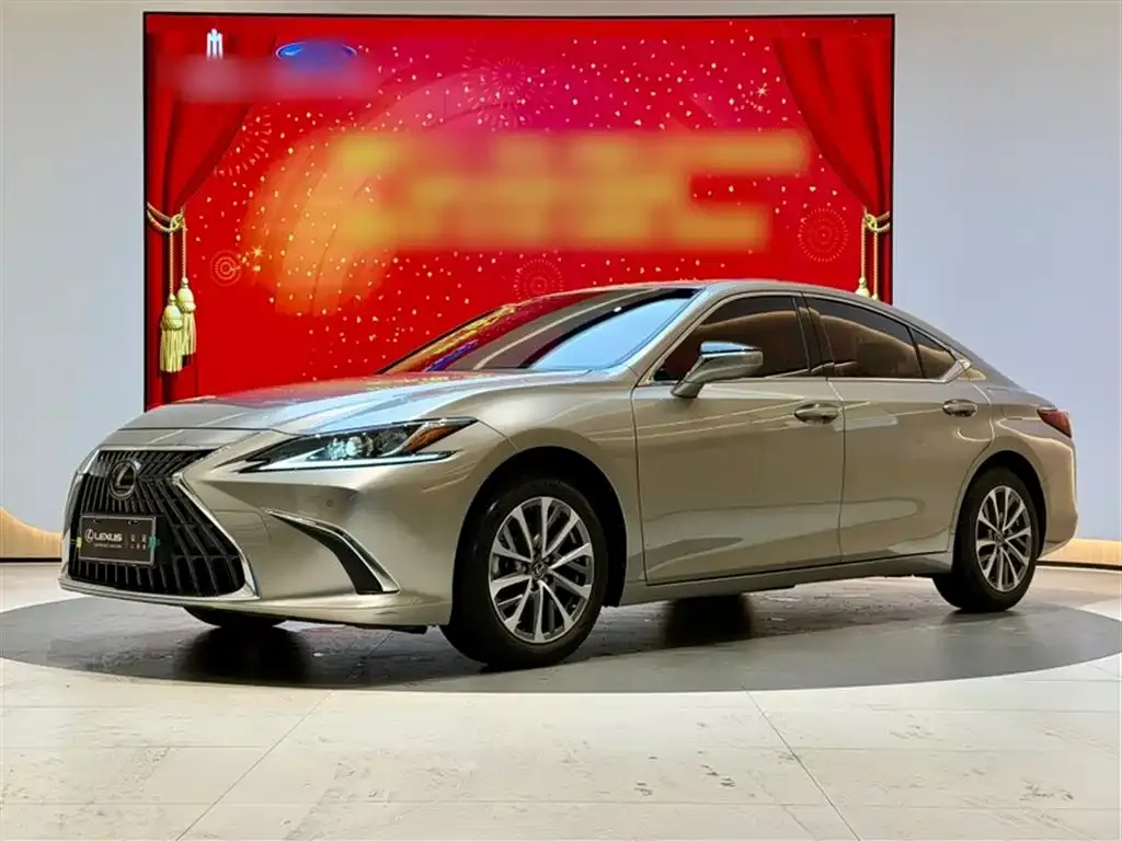 Lexus ES — фото 9