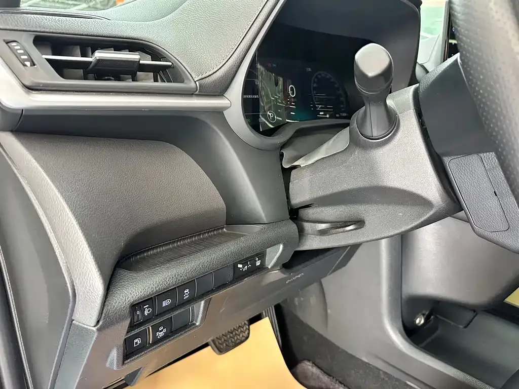 Toyota Sienna — фото 4