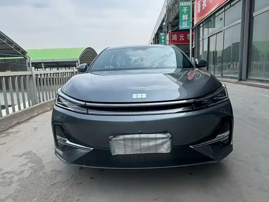 Geely Galaxy A7 — фото 3