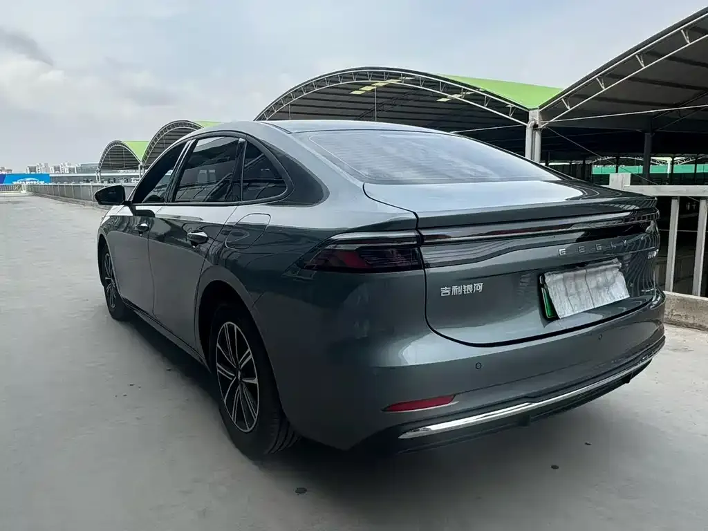 Geely Galaxy A7 — фото 2