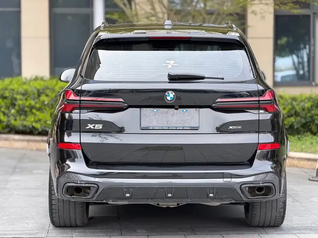 BMW X5 — фото 10