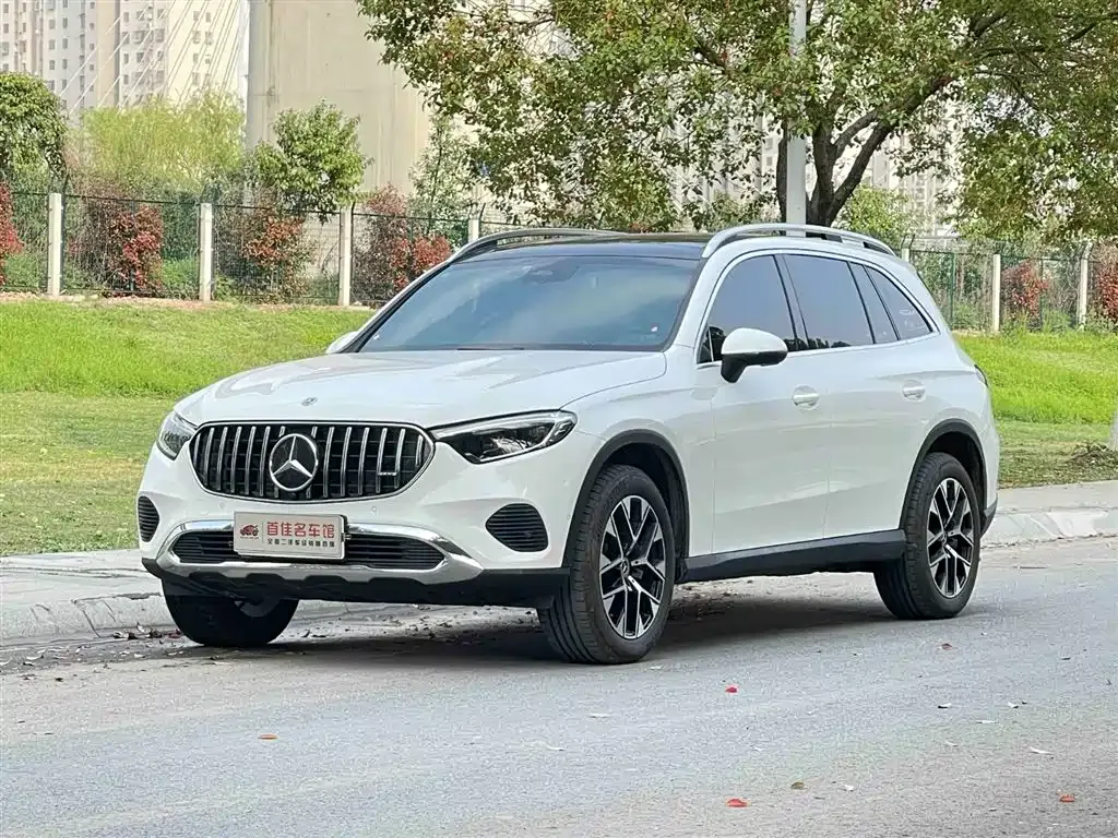 Mercedes-Benz GLC — фото 1