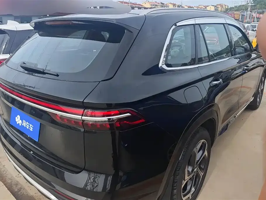 Geely Xingyue L — фото 10