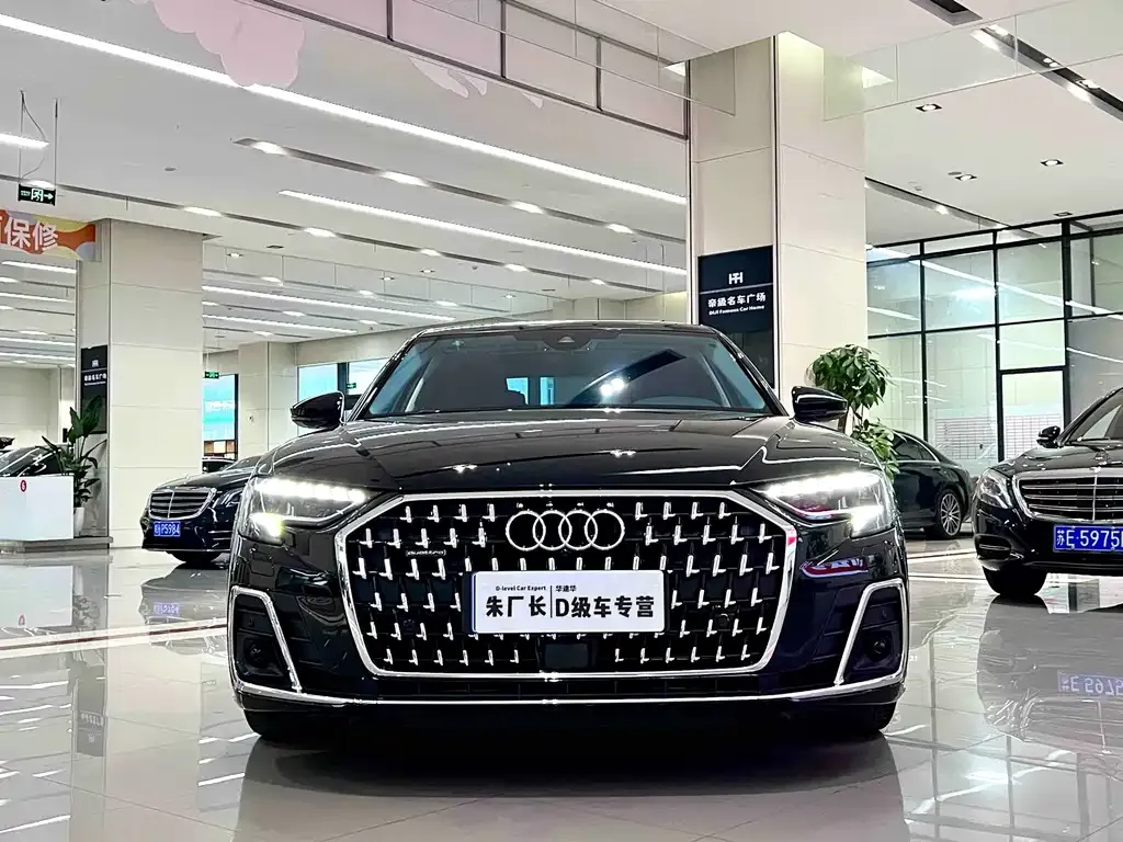 Audi A8 — фото 5