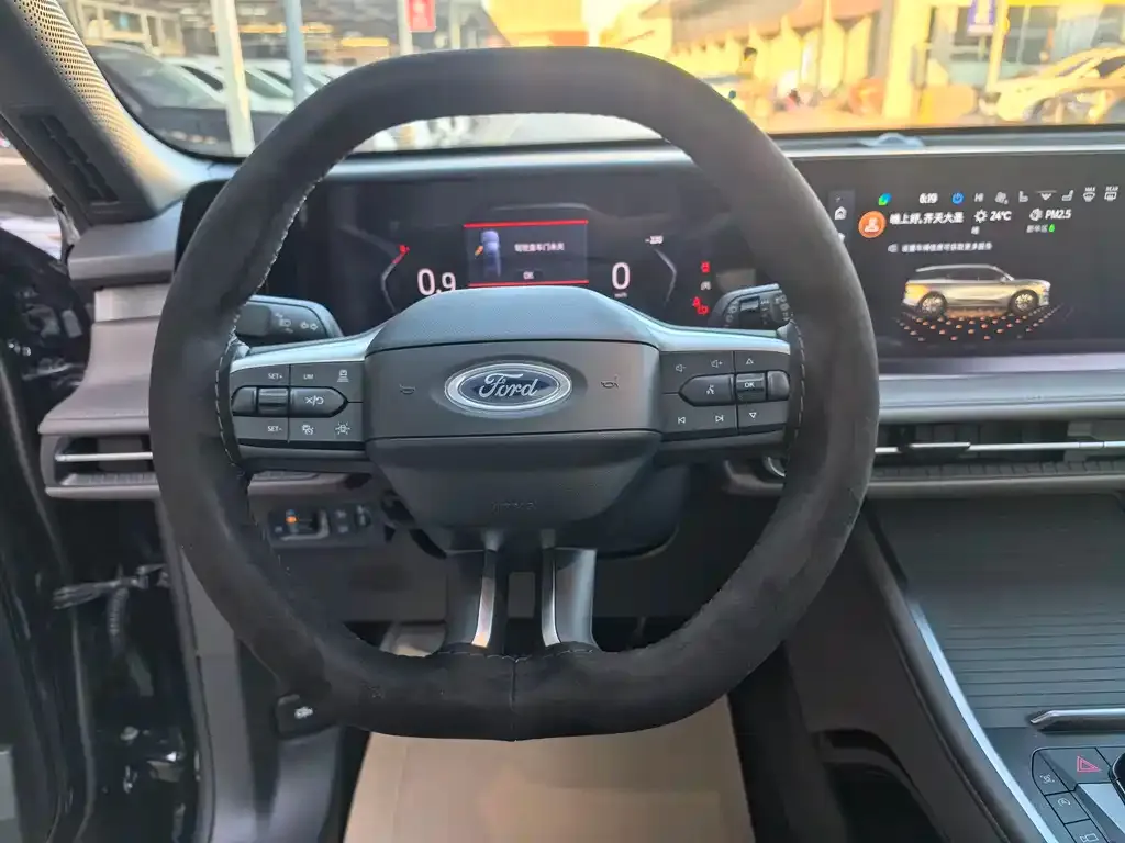 Ford Edge — фото 4