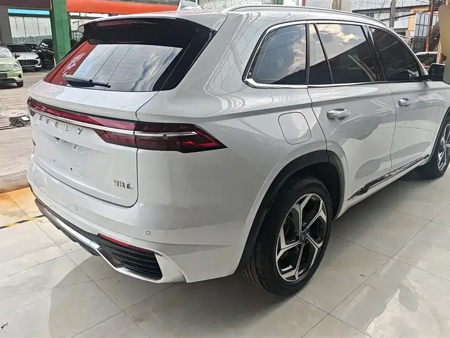 Geely Xingyue L — фото 3