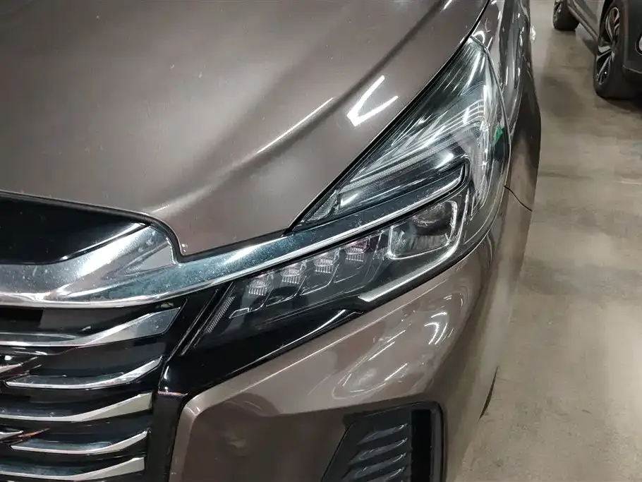 Buick GL8 2023 из CN, фото 8