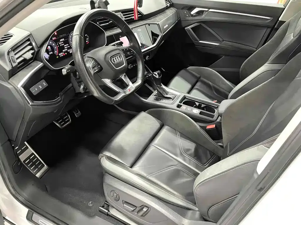 Audi Q3 Sportback — фото 5