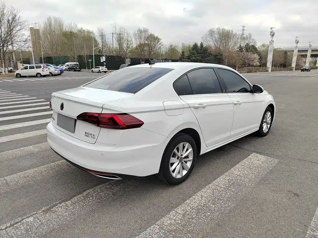 Volkswagen Bora 2021 из CN, фото 9
