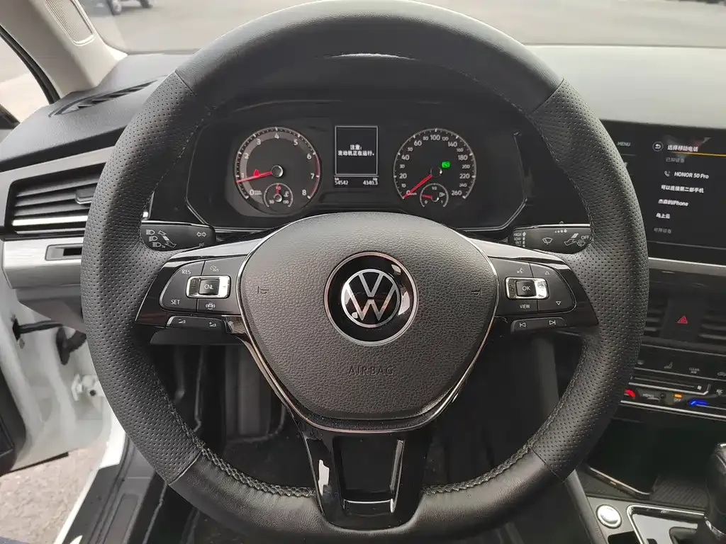 Volkswagen Bora 2021 из CN, фото 4