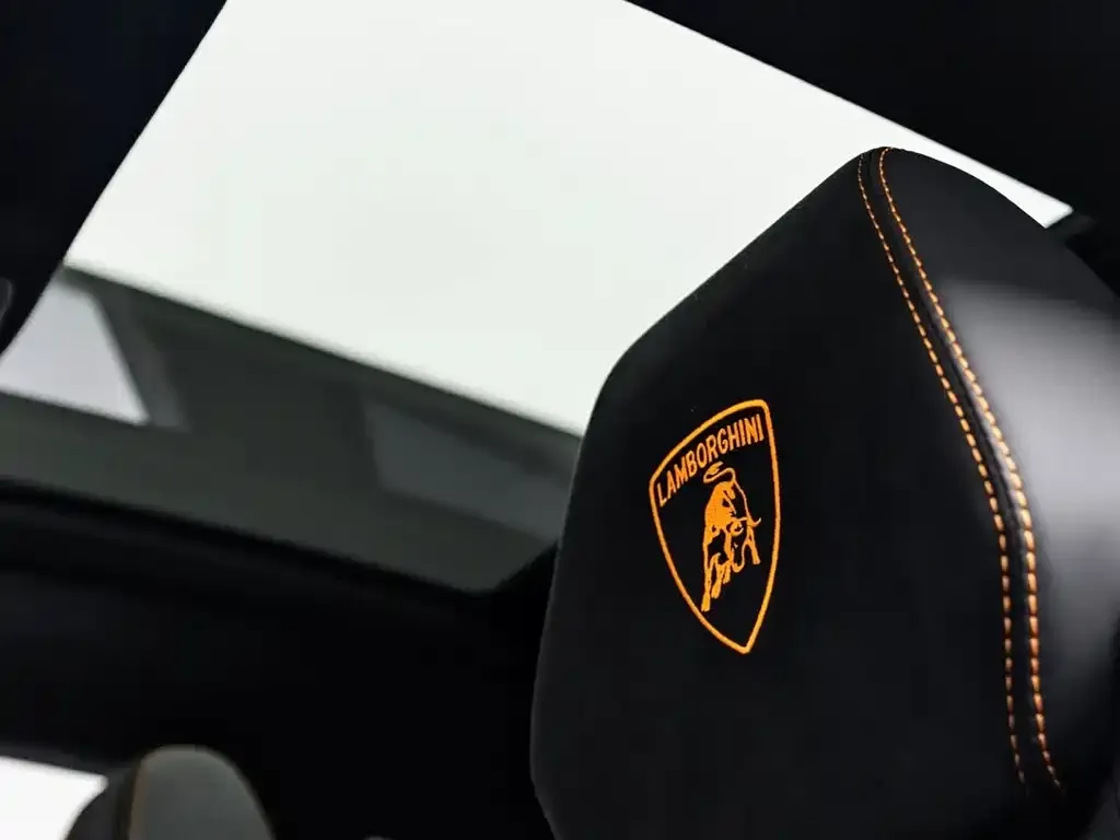 Lamborghini Urus — фото 7
