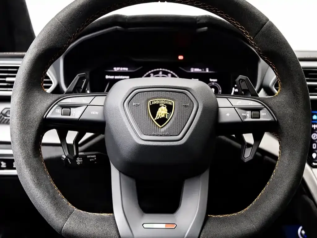 Lamborghini Urus — фото 9