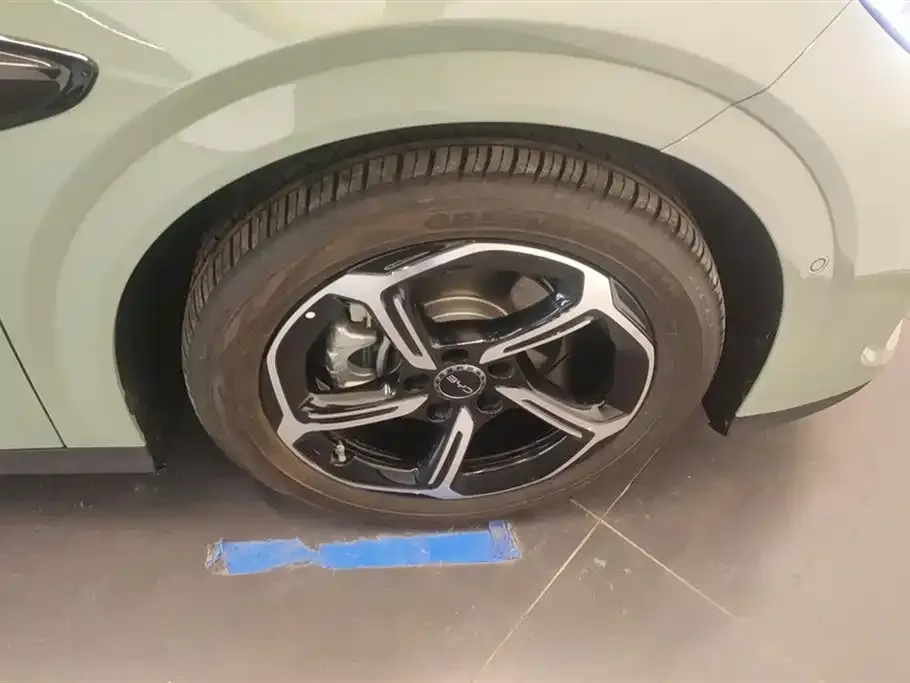 BYD Seal 06GT — фото 6