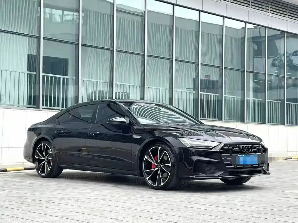 Audi A7L — фото 6