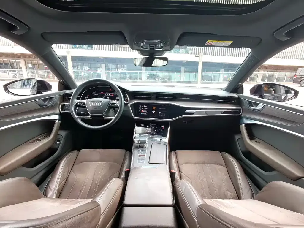 Audi A7L 2022 из CN, фото 9