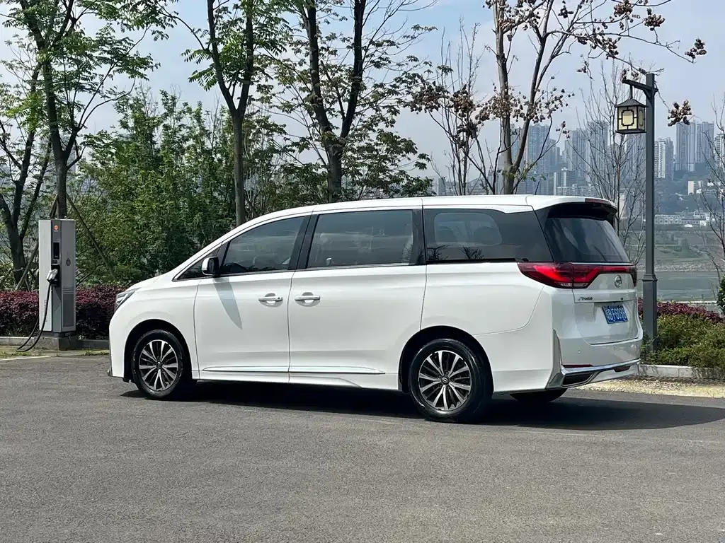GAC Motor Trumpchi M8 — фото 4