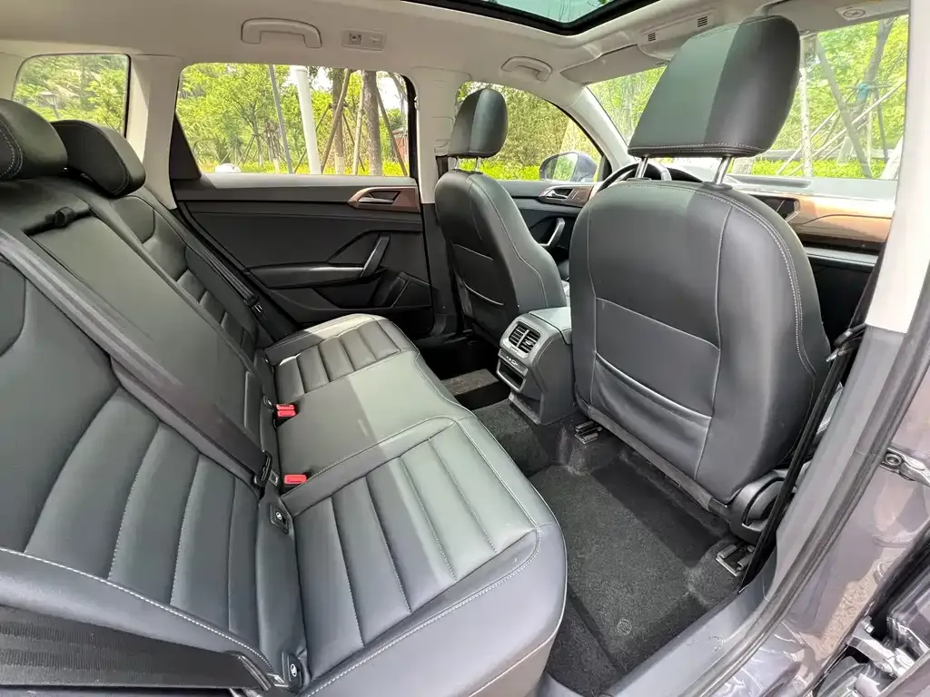 Volkswagen Tharu 2021 из CN, фото 4