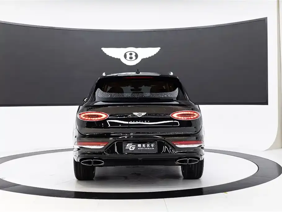 Bentley Bentayga — фото 6