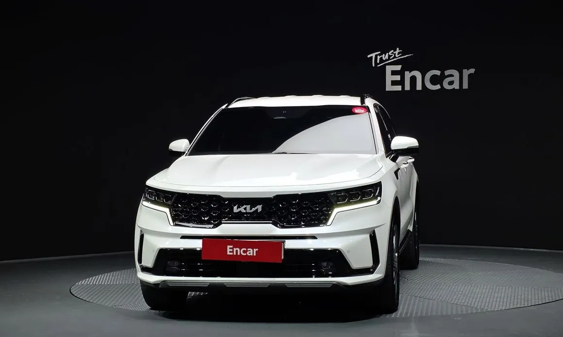Kia Sorento — фото 5