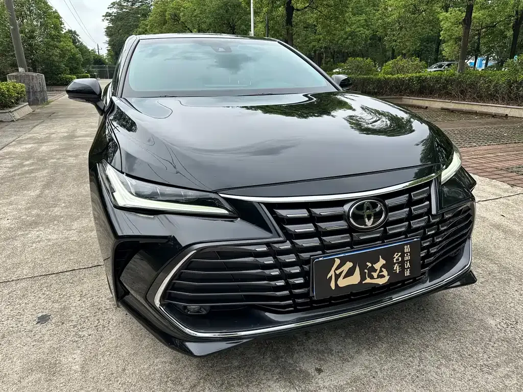 Toyota Avalon — фото 3