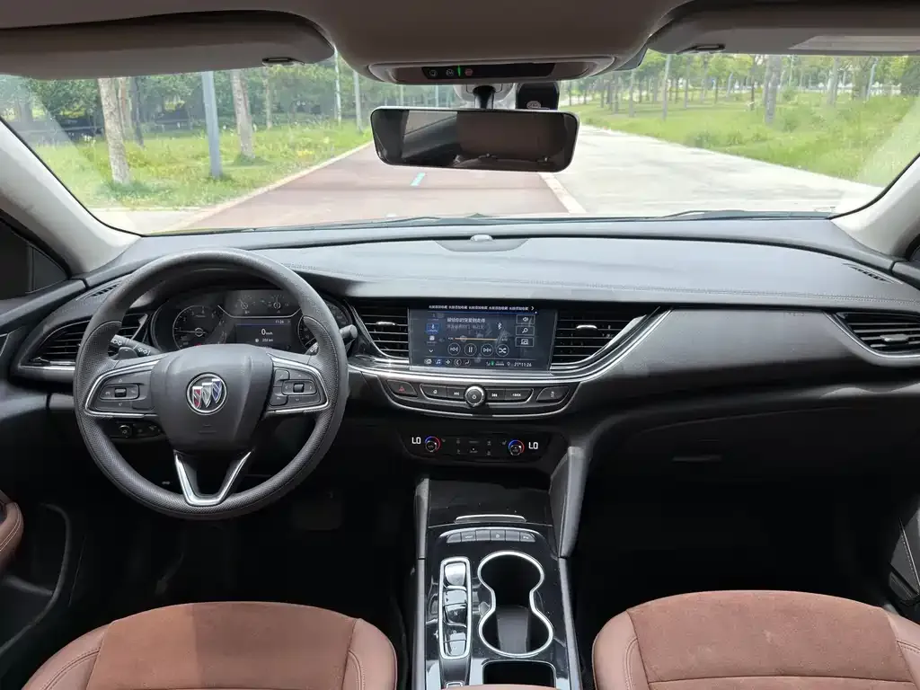 Buick Regal — фото 4