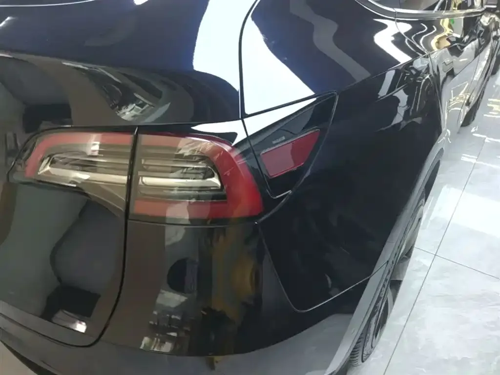 Tesla Model Y 2022 из CN, фото 3