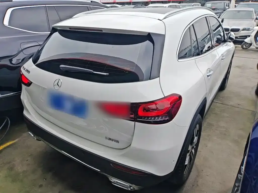 Mercedes-Benz GLA — фото 5