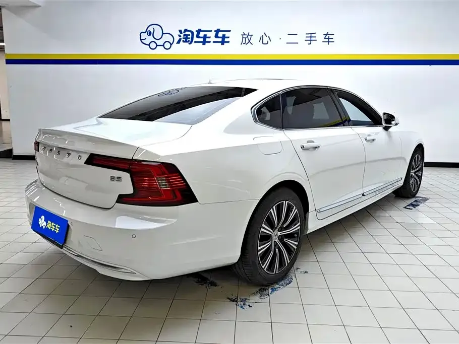 Volvo S90 — фото 4