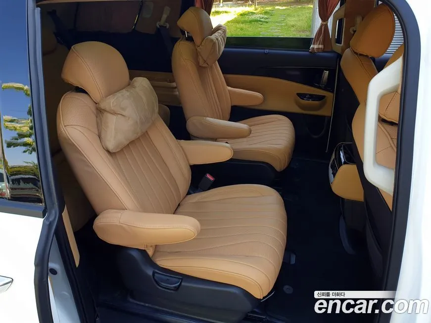 Kia Carnival — фото 2