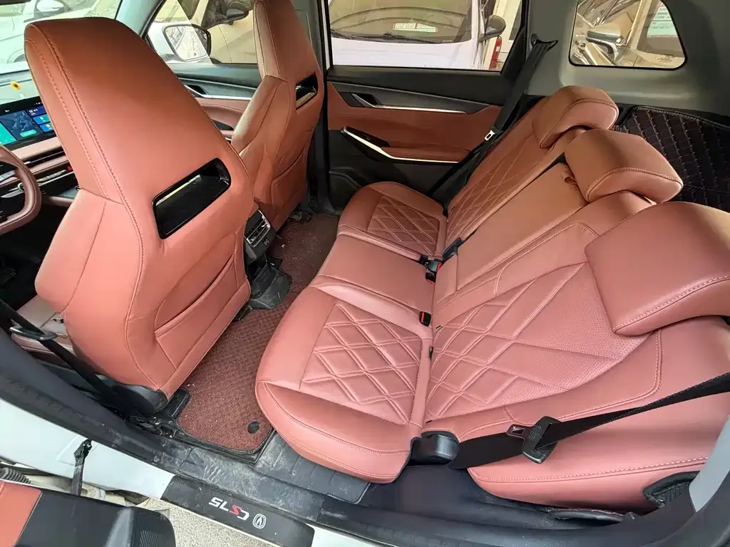 Changan CS75PLUS — фото 3