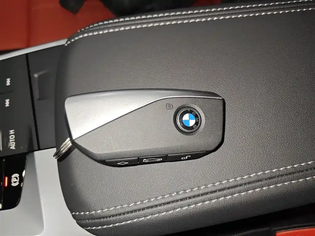 BMW X1 — фото 4