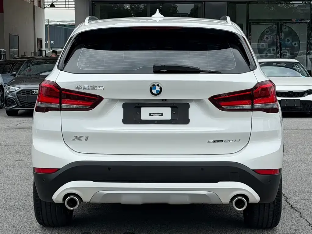 BMW X1 — фото 6