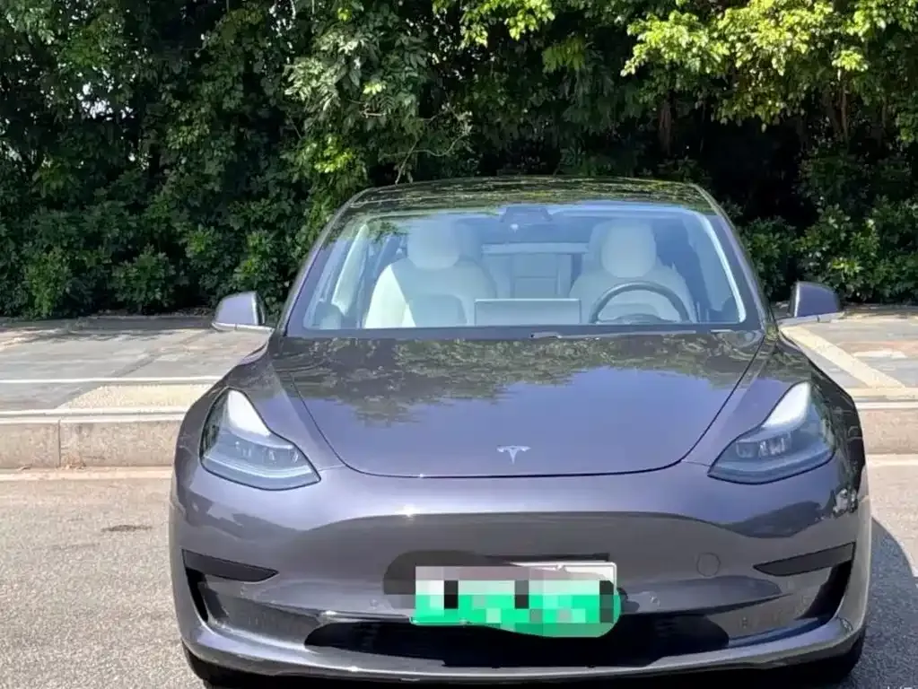 Tesla Model 3 — фото 6