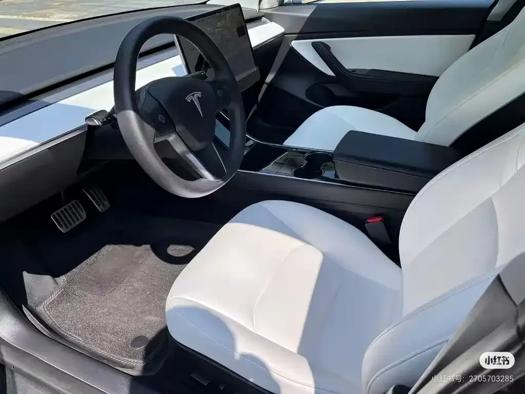 Tesla Model 3 — фото 4