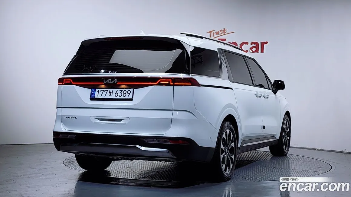 Kia Carnival — фото 2