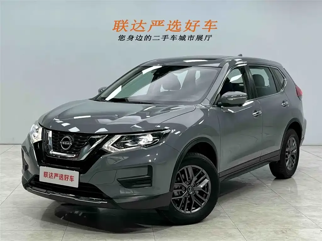 Nissan X-Trail — фото 1