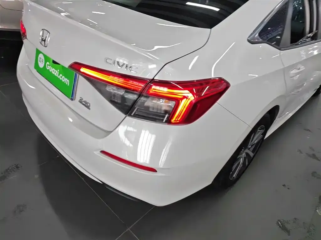 Honda Civic — фото 2