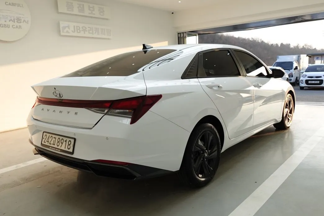 Hyundai AVANTE 2023 из KR, фото 9