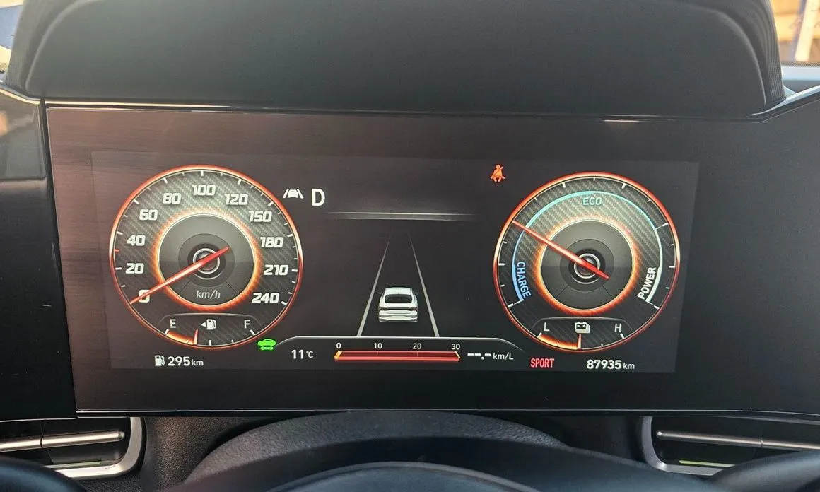 Hyundai AVANTE 2023 из KR, фото 7